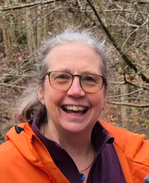 Aileen Earle